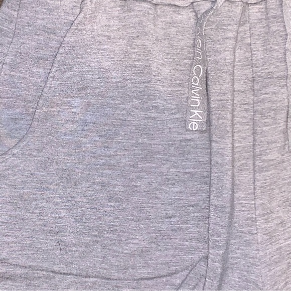 Calvin Klein Sleeveless V-Neck Grey Sweat-Short Romper With Drawstring Waist - Picture 5 of 6